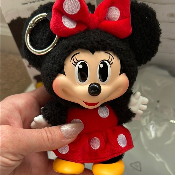 Mickey Family Pop Mart Minnie Mouse
Plush Keychain - Picture 2 of 5